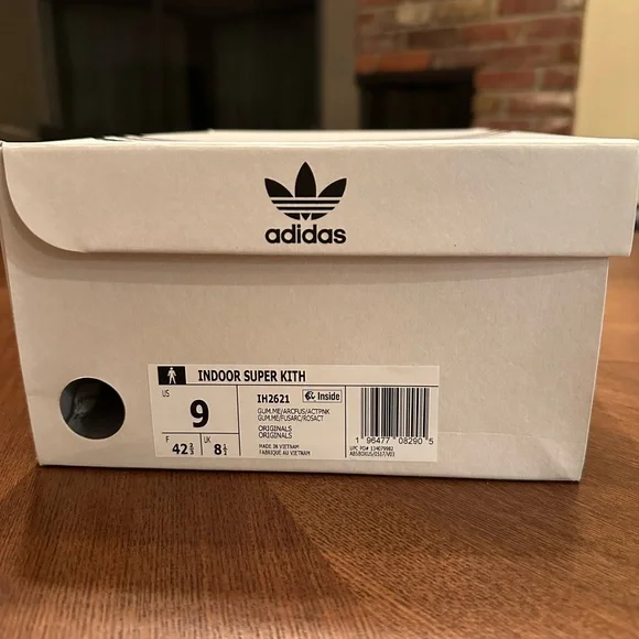 Kith x Adidas Indoor Super Classics Program- Green. Men's US 9 NWT - Picture 7 of 7